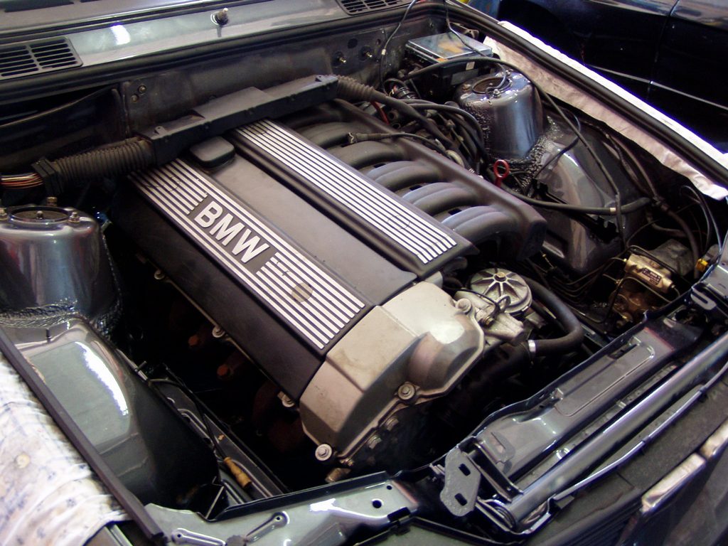 М 52 купить. BMW m50b20. BMW e34 m50 мотор. Двигатель БМВ е34 м50. БМВ 34 м50.
